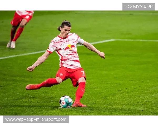 莱比锡追哈兰德式高压锋线：重新定义现代足球的进攻方式